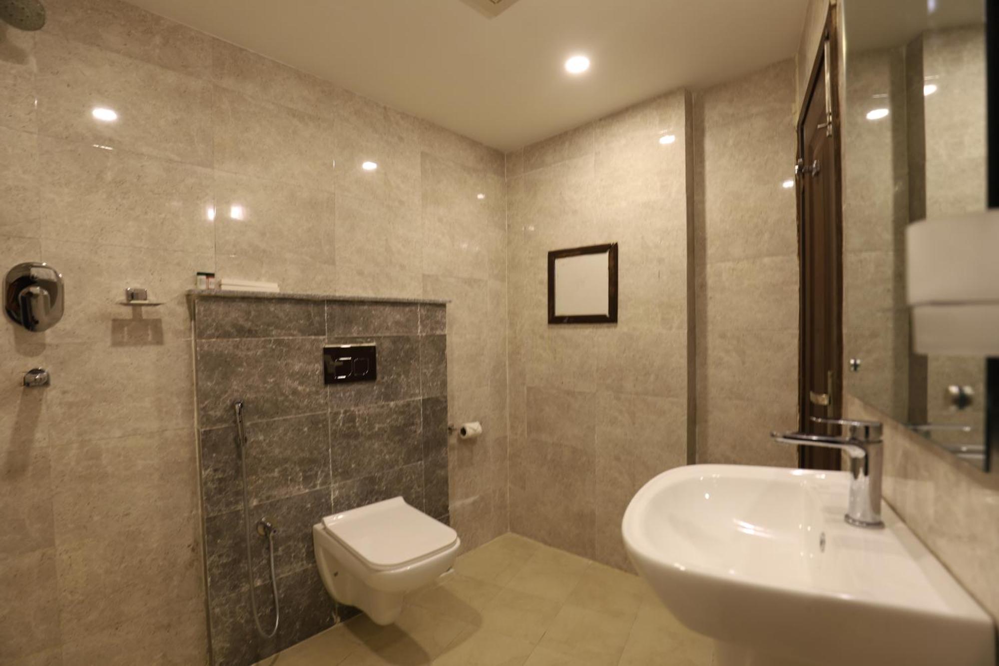 קטמנדו Apex Business Hotel - Airport מראה חיצוני תמונה