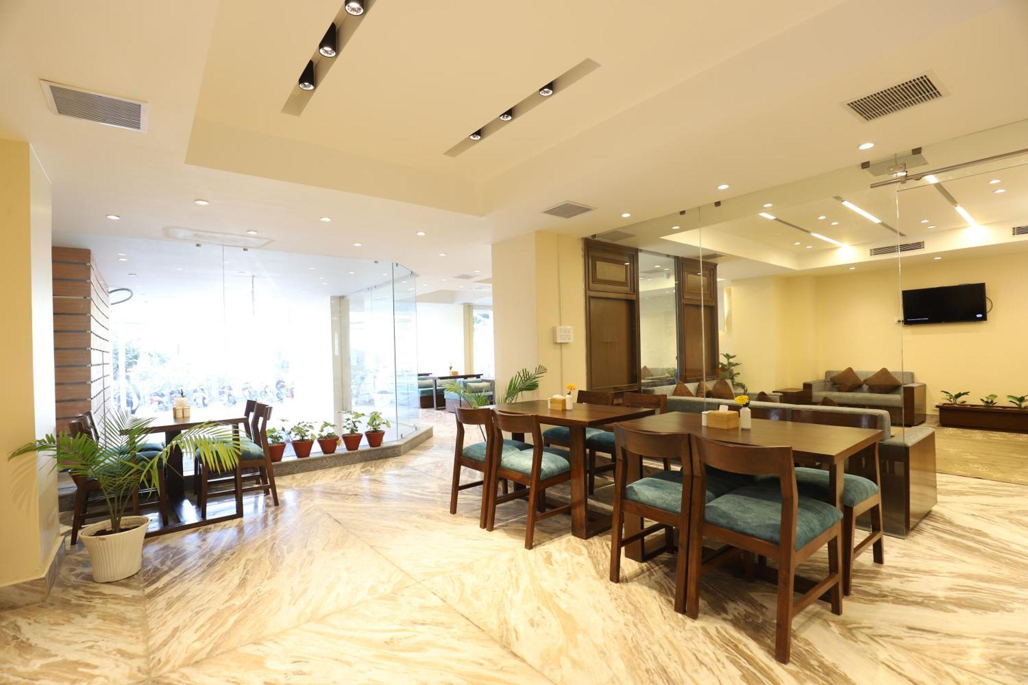 קטמנדו Apex Business Hotel - Airport מראה חיצוני תמונה