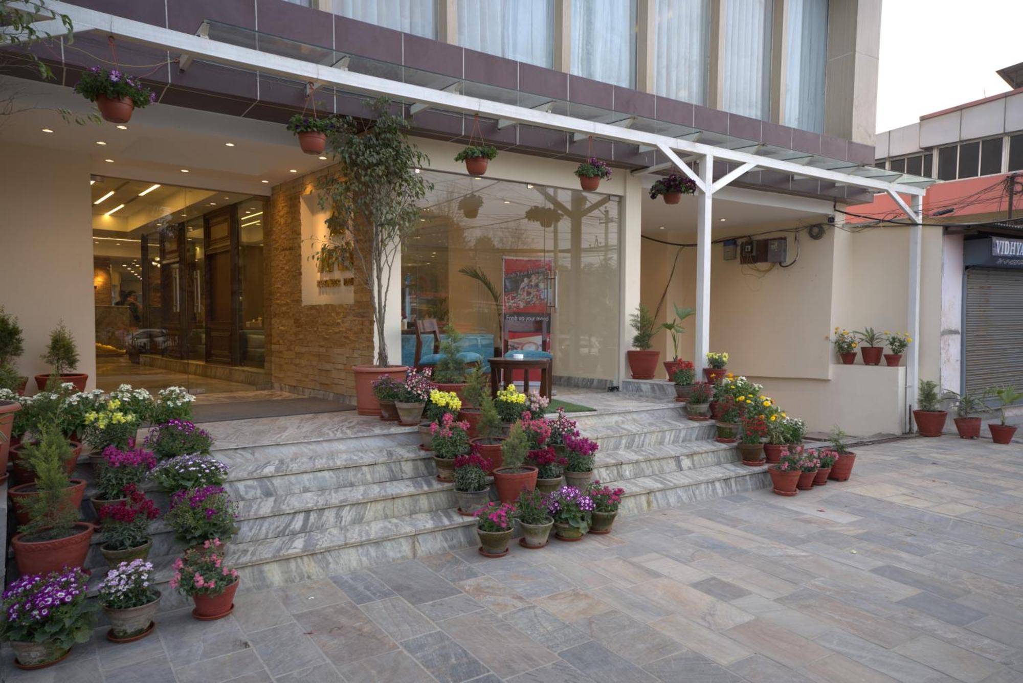 קטמנדו Apex Business Hotel - Airport מראה חיצוני תמונה